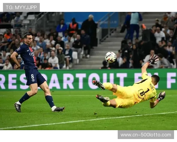 巴尔科拉两度中柱，巴黎圣日耳曼攻势如潮