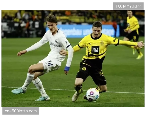 多特蒙德半场3-0领先，高压逼抢致美因茨后场出球频失误